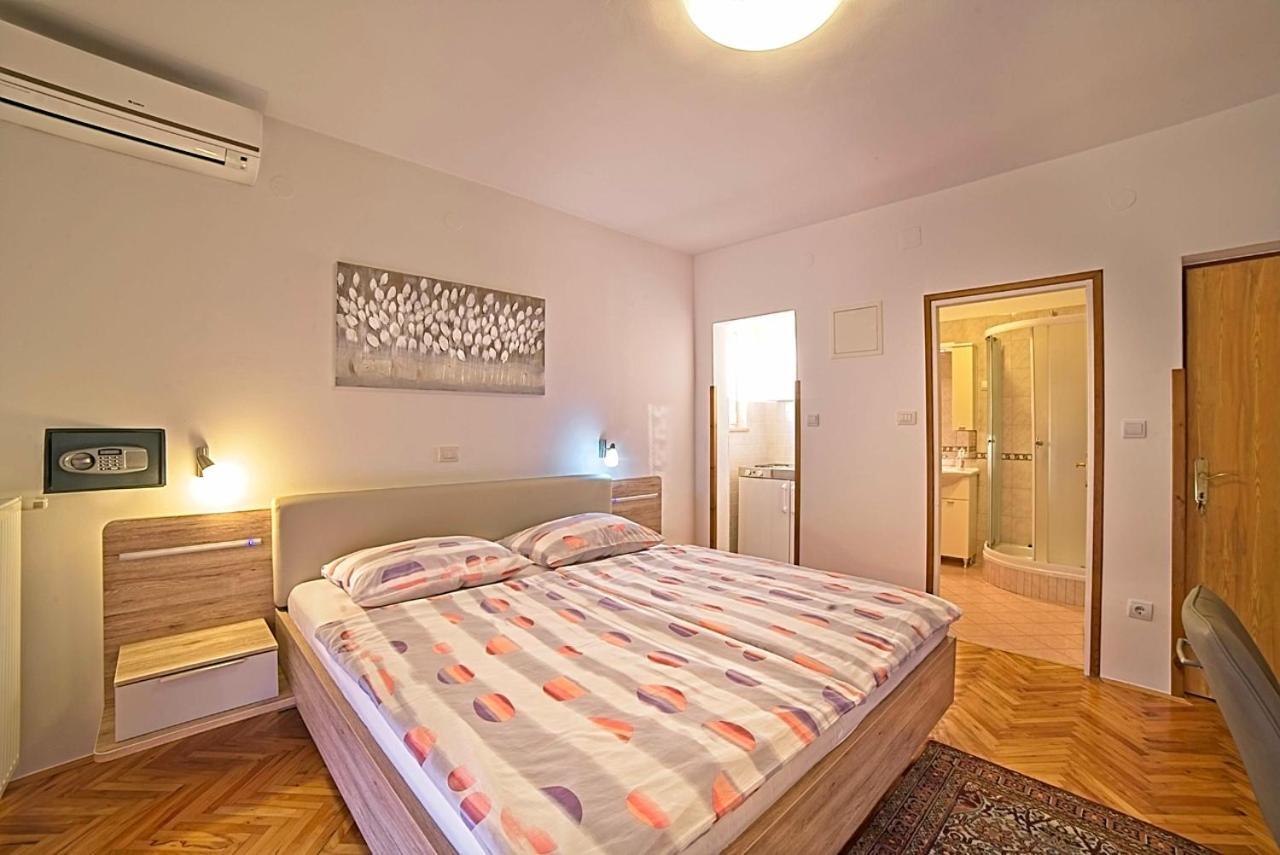 Studio Apartments Peric Rab Kampor Exterior photo