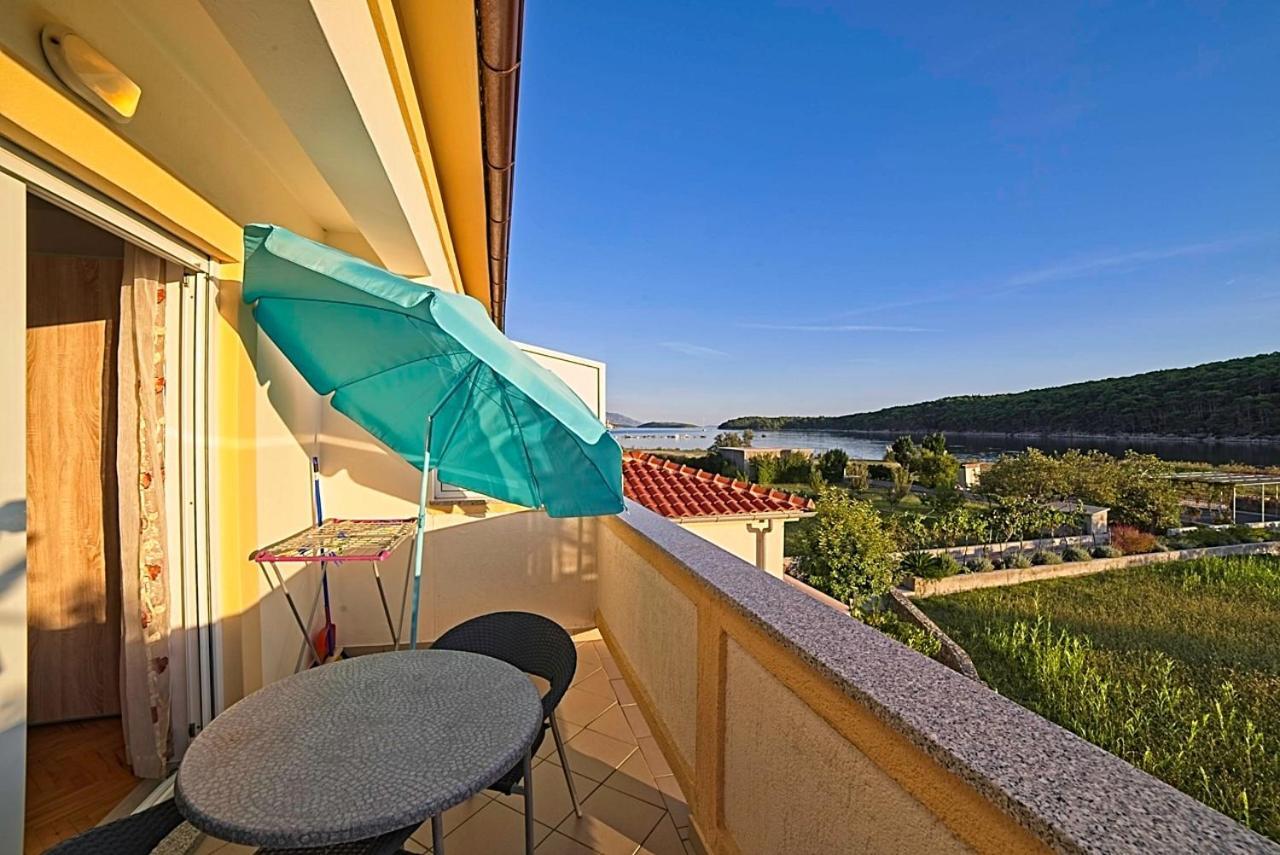 Studio Apartments Peric Rab Kampor Exterior photo